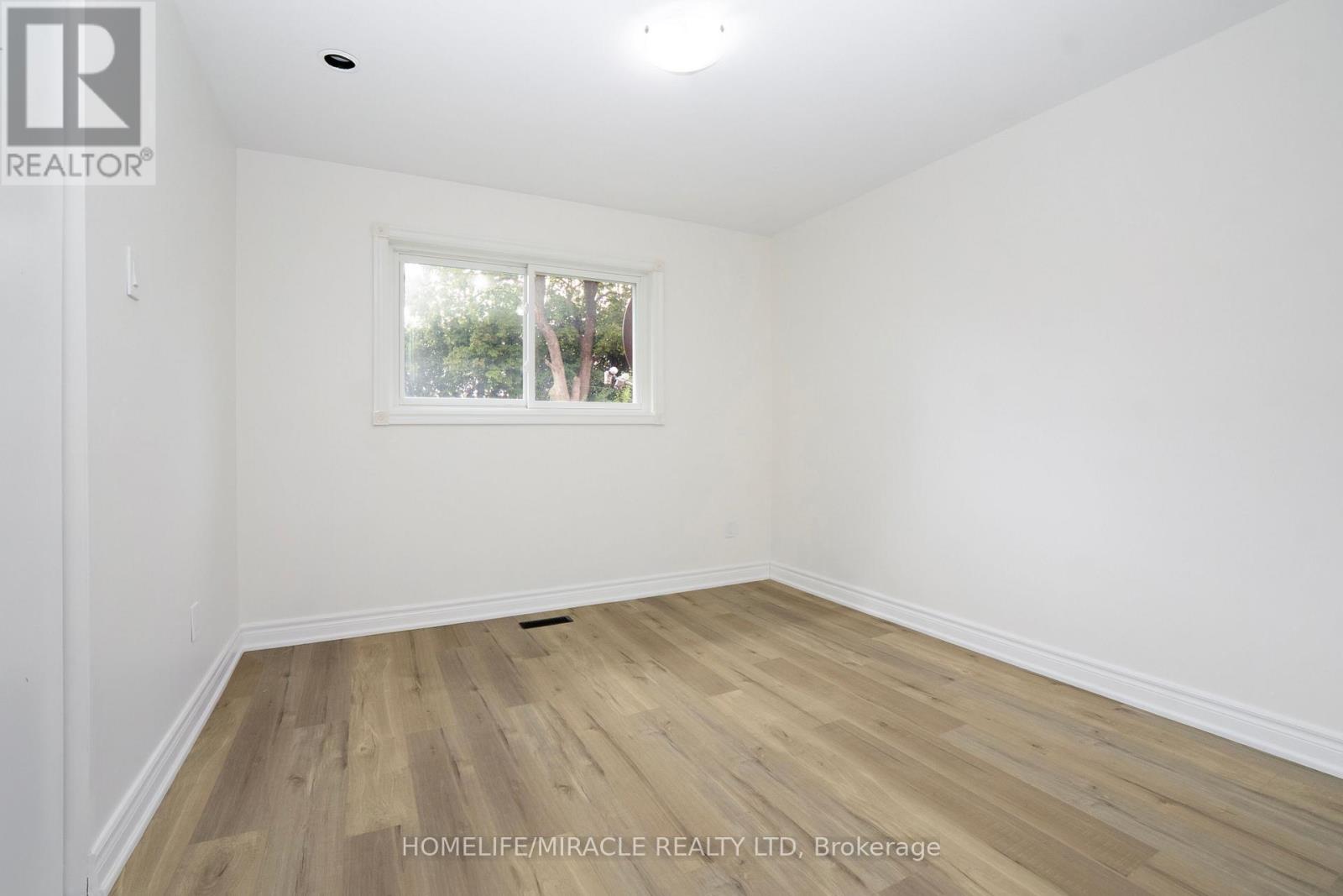 66 Avening Drive, Toronto, Ontario  M9V 1Y1 - Photo 20 - W12695712