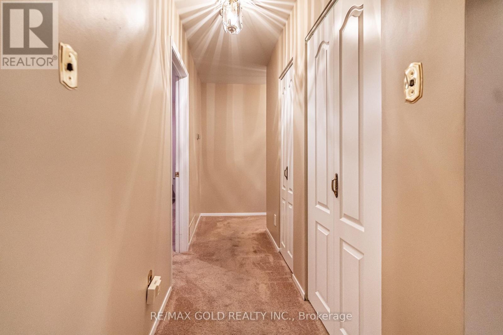 45 Belmont Drive, Brampton, Ontario  L6T 2K5 - Photo 16 - W12694920