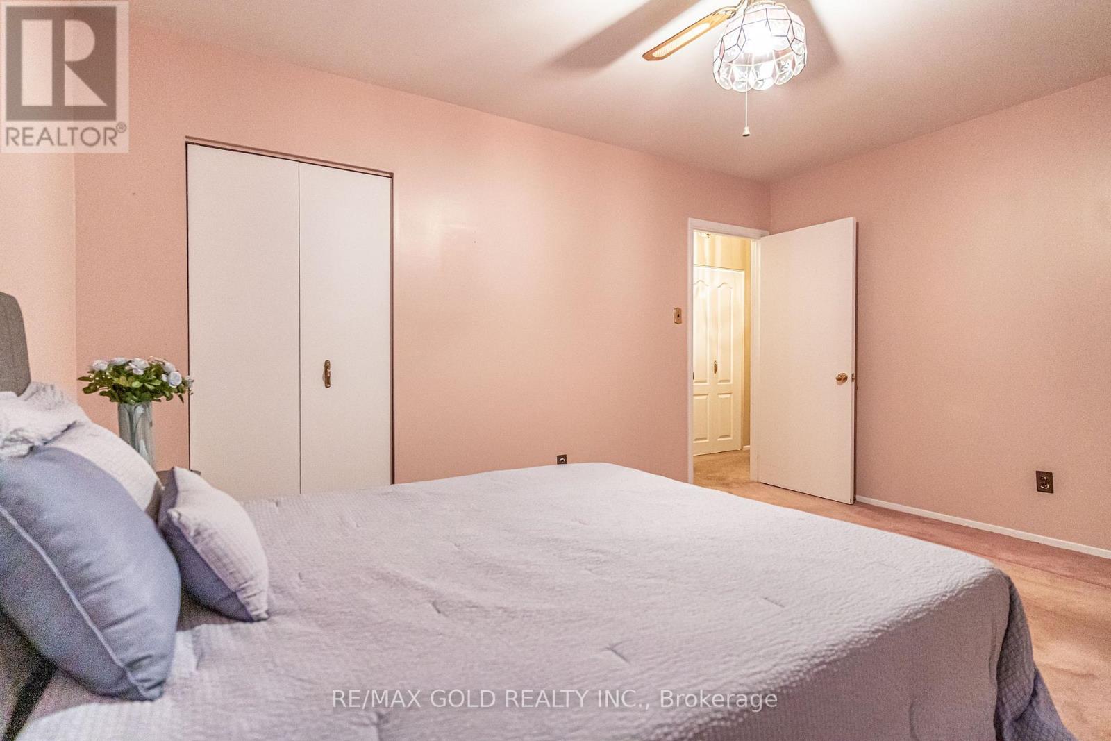 45 Belmont Drive, Brampton, Ontario  L6T 2K5 - Photo 18 - W12694920