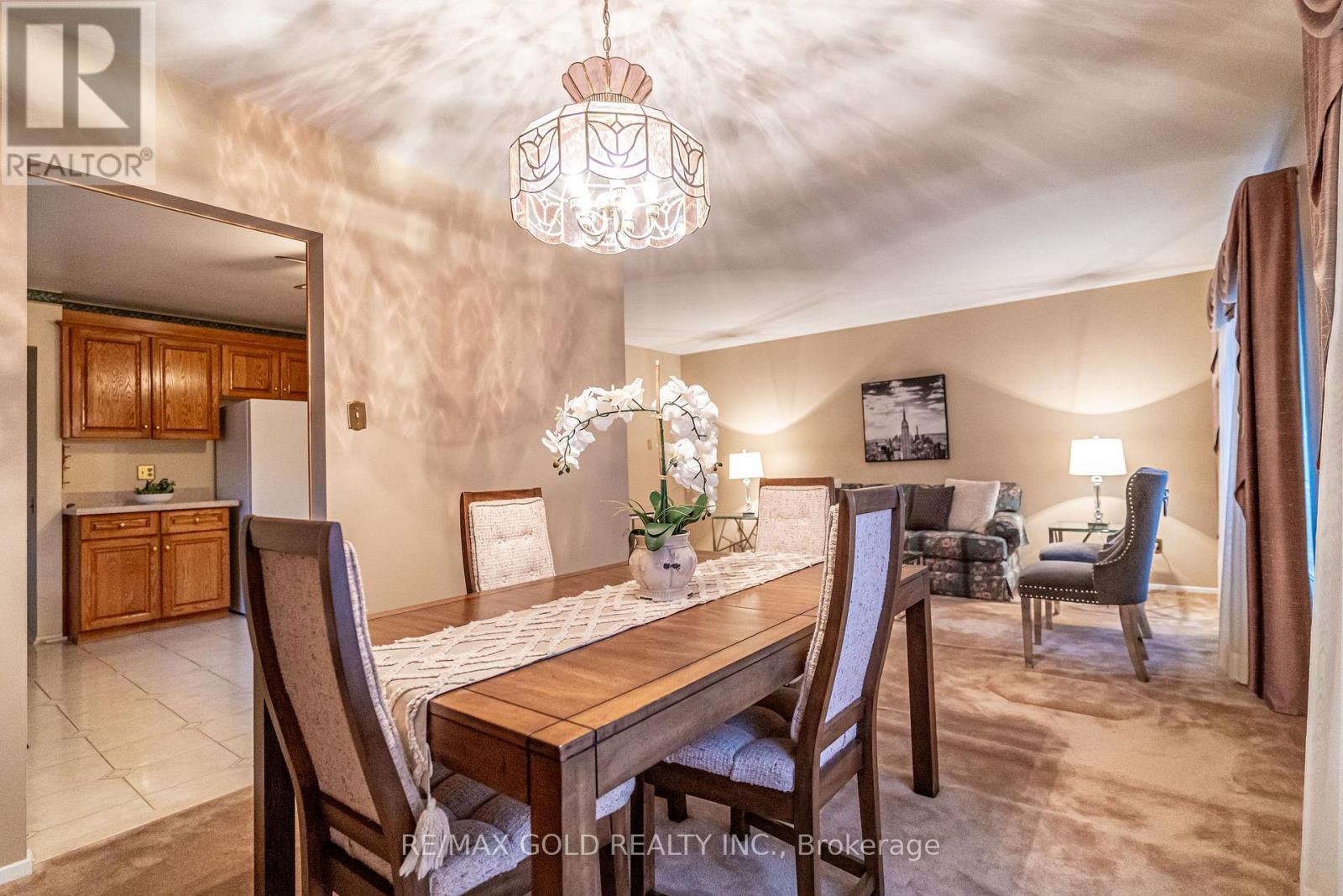 45 Belmont Drive, Brampton, Ontario  L6T 2K5 - Photo 11 - W12694920