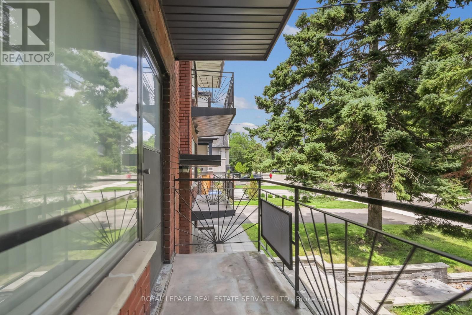 1 - 18 Thirty Third Street, Toronto, Ontario  M8W 3G9 - Photo 21 - W12680690