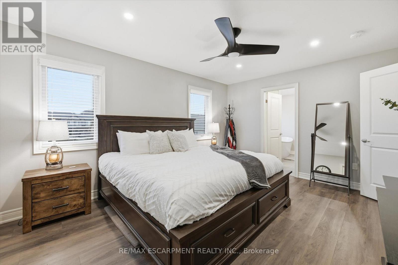 8 Myrtle Street, Pelham, Ontario  L0S 1E6 - Photo 29 - X12695518