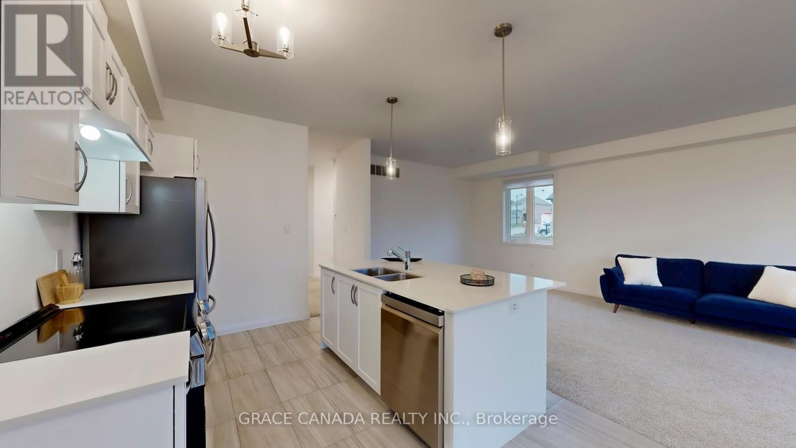 231 Alessio Drive, Hamilton, Ontario  L9B 0K4 - Photo 14 - X12695536