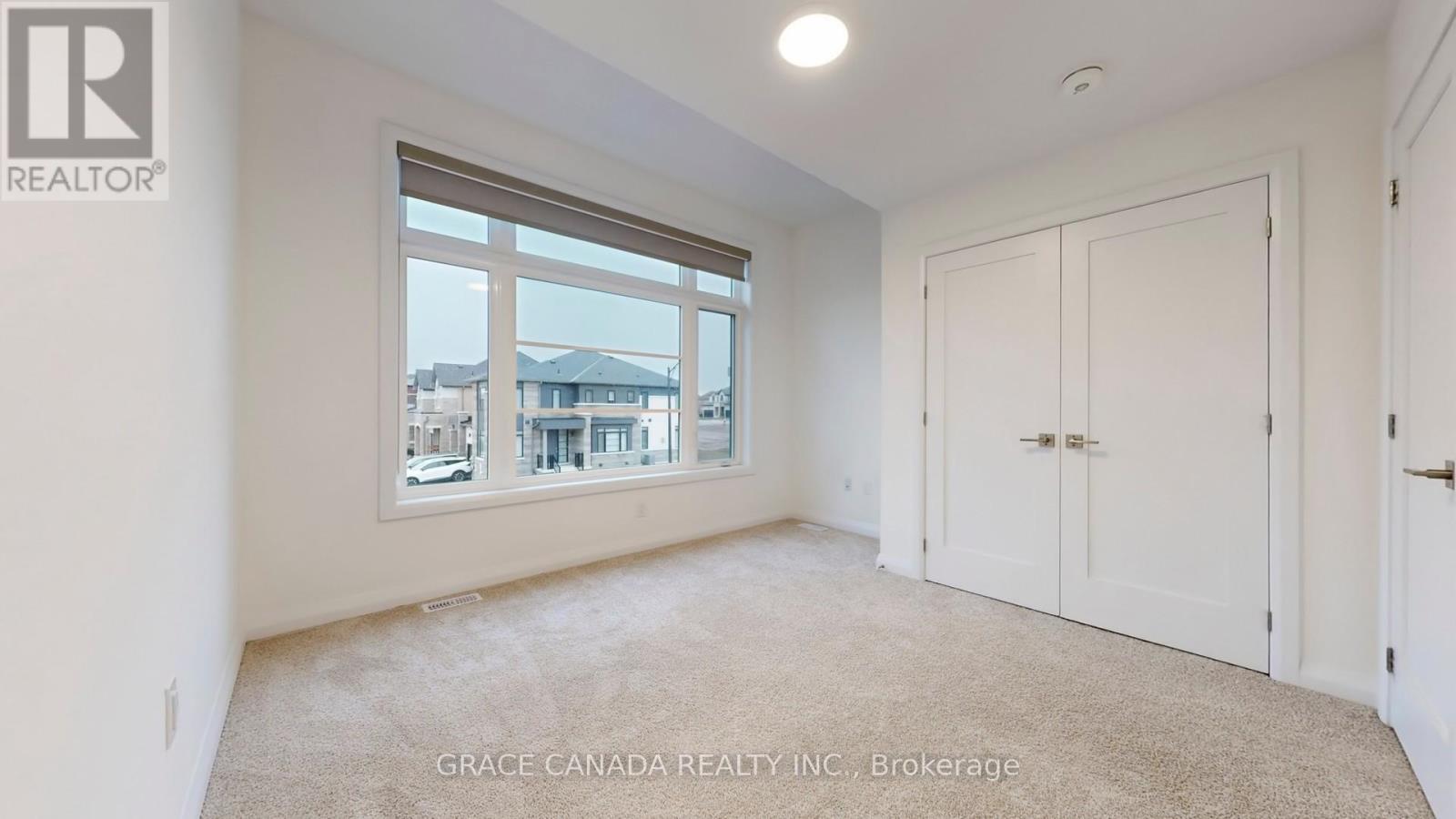 231 Alessio Drive, Hamilton, Ontario  L9B 0K4 - Photo 34 - X12695536