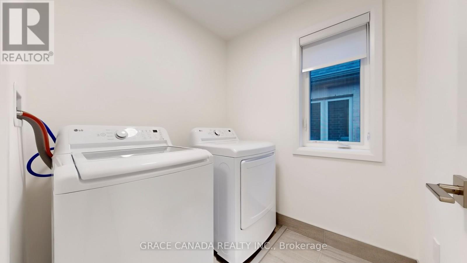 231 Alessio Drive, Hamilton, Ontario  L9B 0K4 - Photo 40 - X12695536