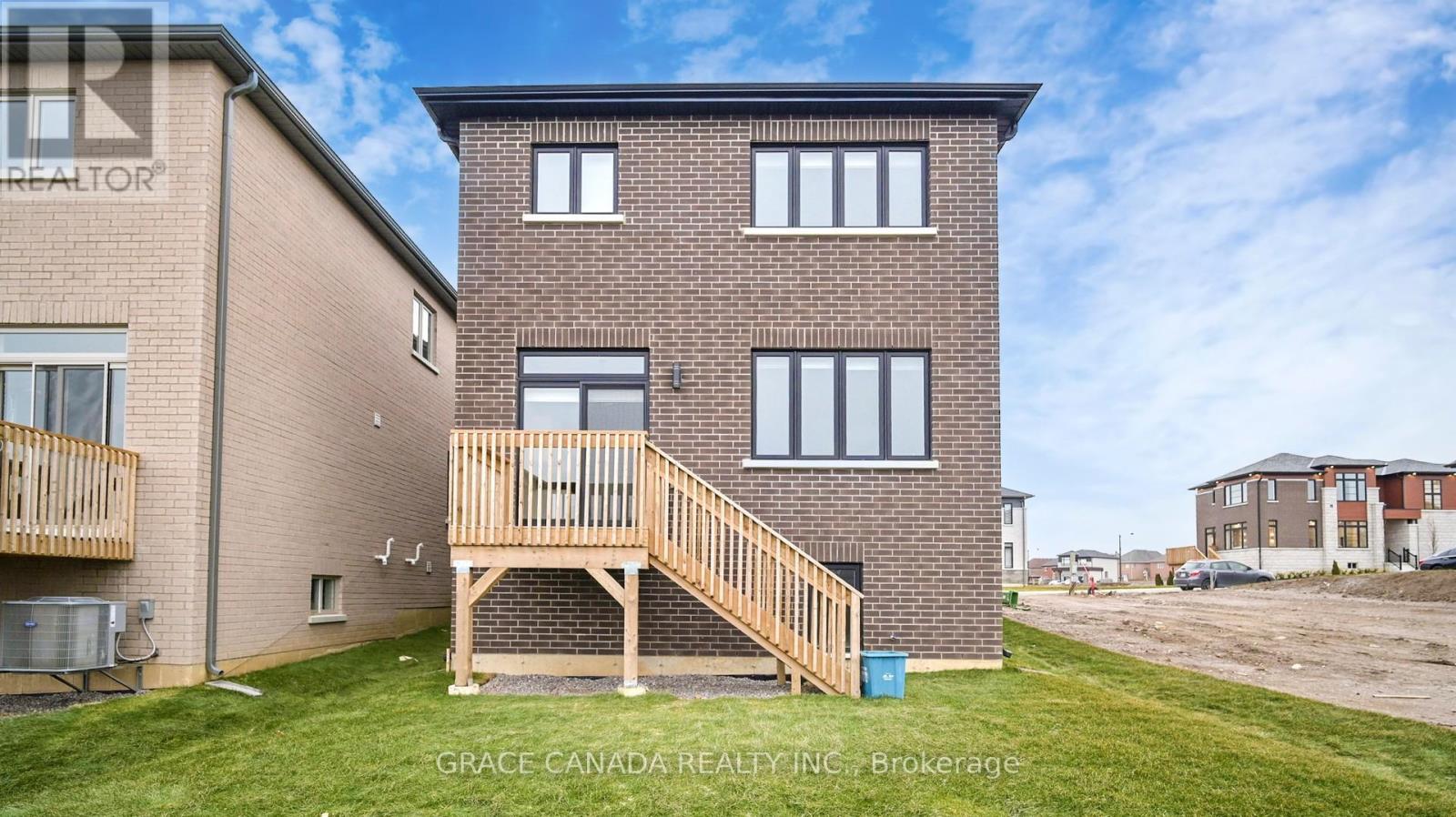 231 Alessio Drive, Hamilton, Ontario  L9B 0K4 - Photo 46 - X12695536