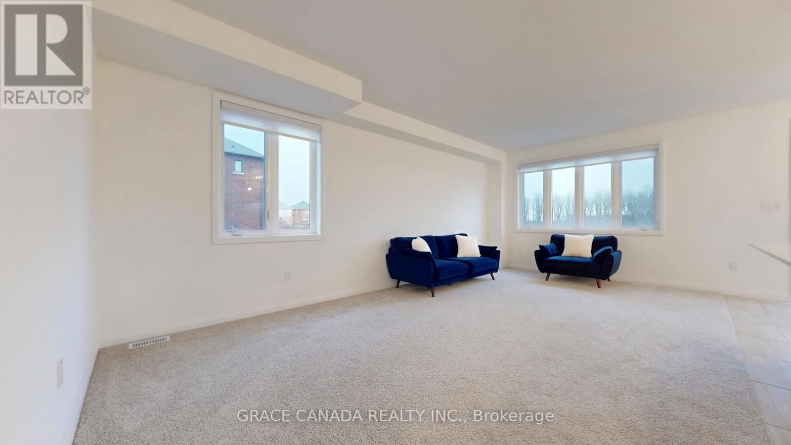 231 Alessio Drive, Hamilton, Ontario  L9B 0K4 - Photo 6 - X12695536