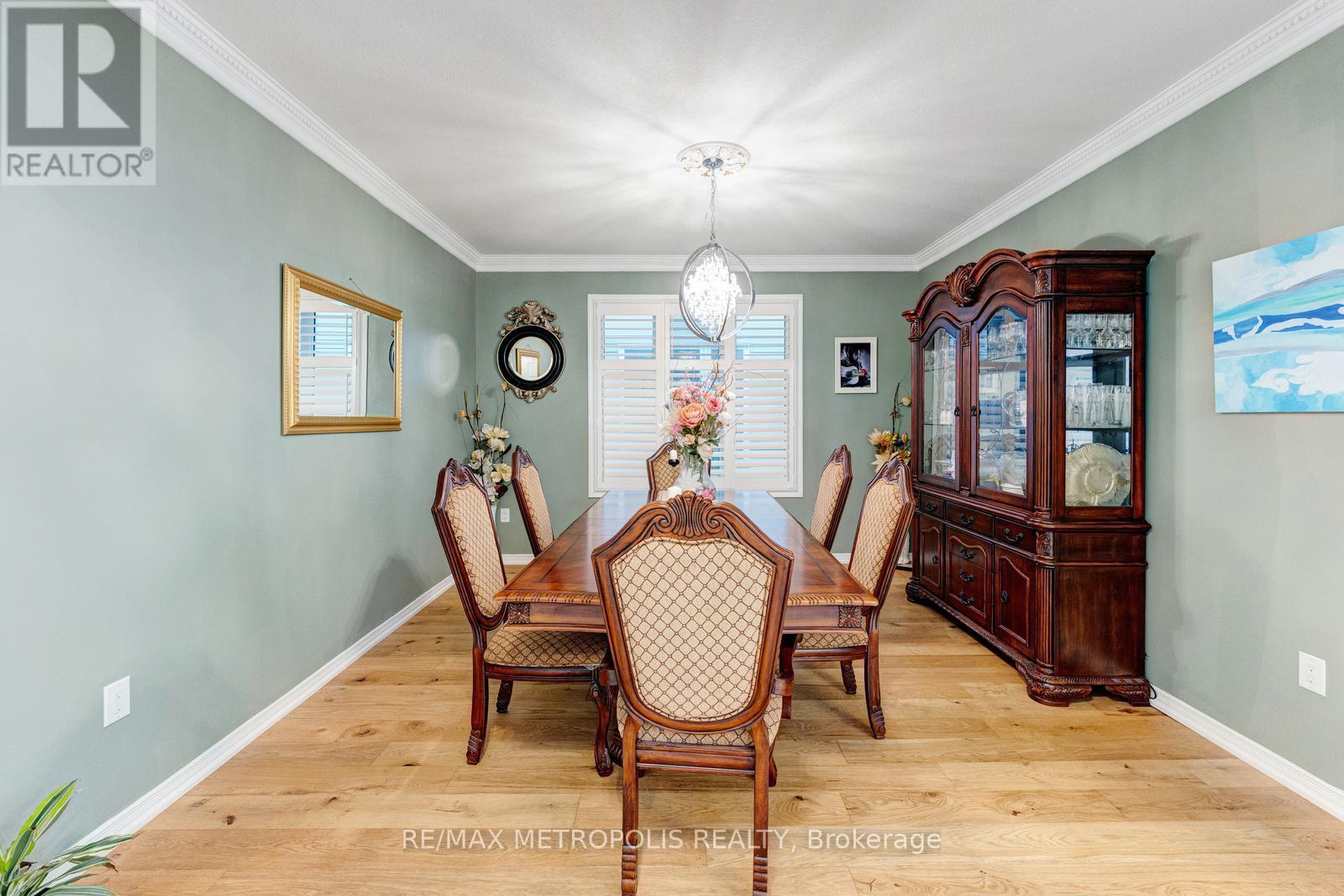 Main - 112 Longboat Run, Brantford, Ontario  N3T 6P4 - Photo 14 - X12695540