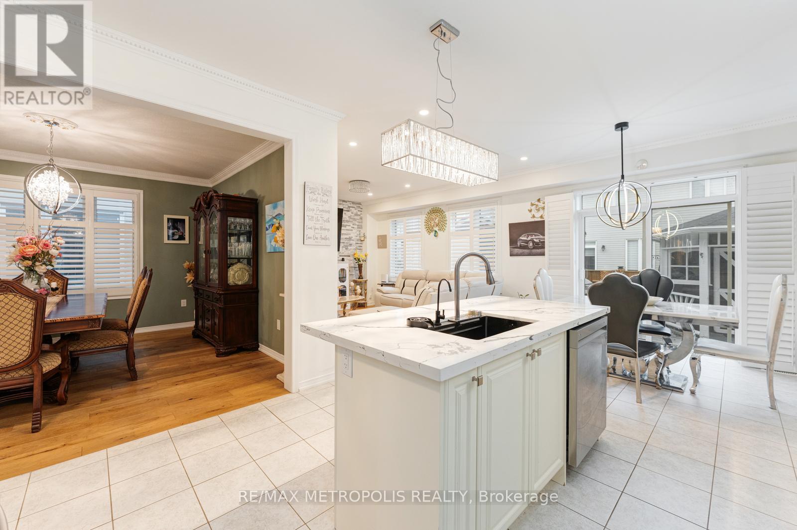 Main - 112 Longboat Run, Brantford, Ontario  N3T 6P4 - Photo 20 - X12695540