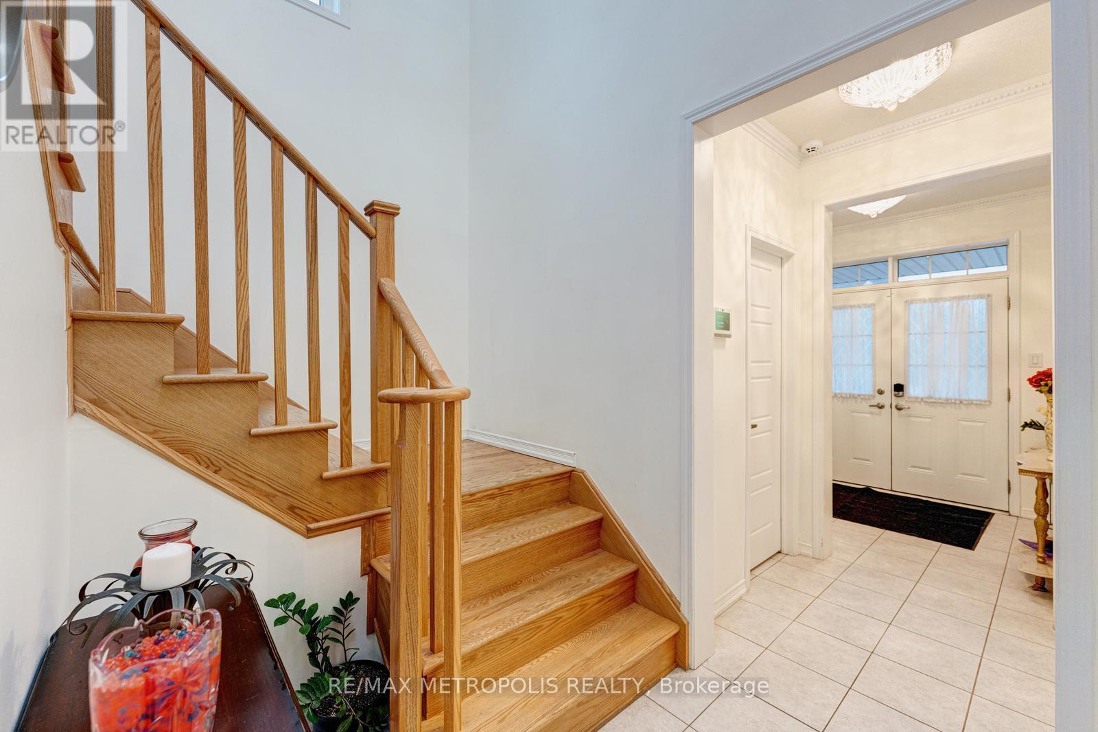 Main - 112 Longboat Run, Brantford, Ontario  N3T 6P4 - Photo 26 - X12695540