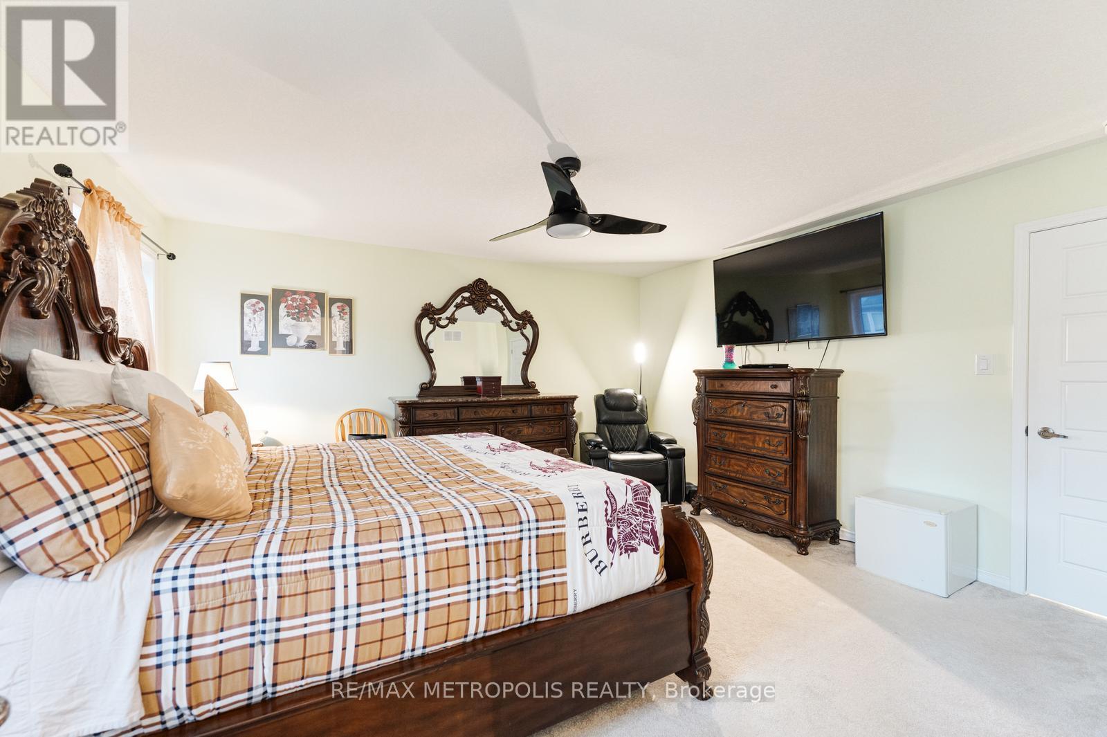 Main - 112 Longboat Run, Brantford, Ontario  N3T 6P4 - Photo 34 - X12695540