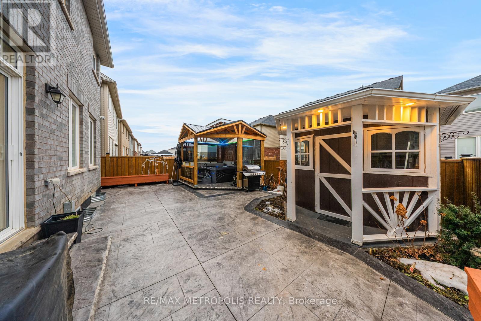 Main - 112 Longboat Run, Brantford, Ontario  N3T 6P4 - Photo 46 - X12695540