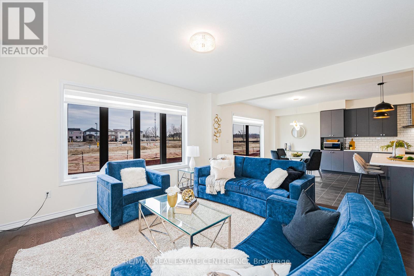 22 Oaktree Drive, Haldimand, Ontario  N3W 0E6 - Photo 10 - X12695602