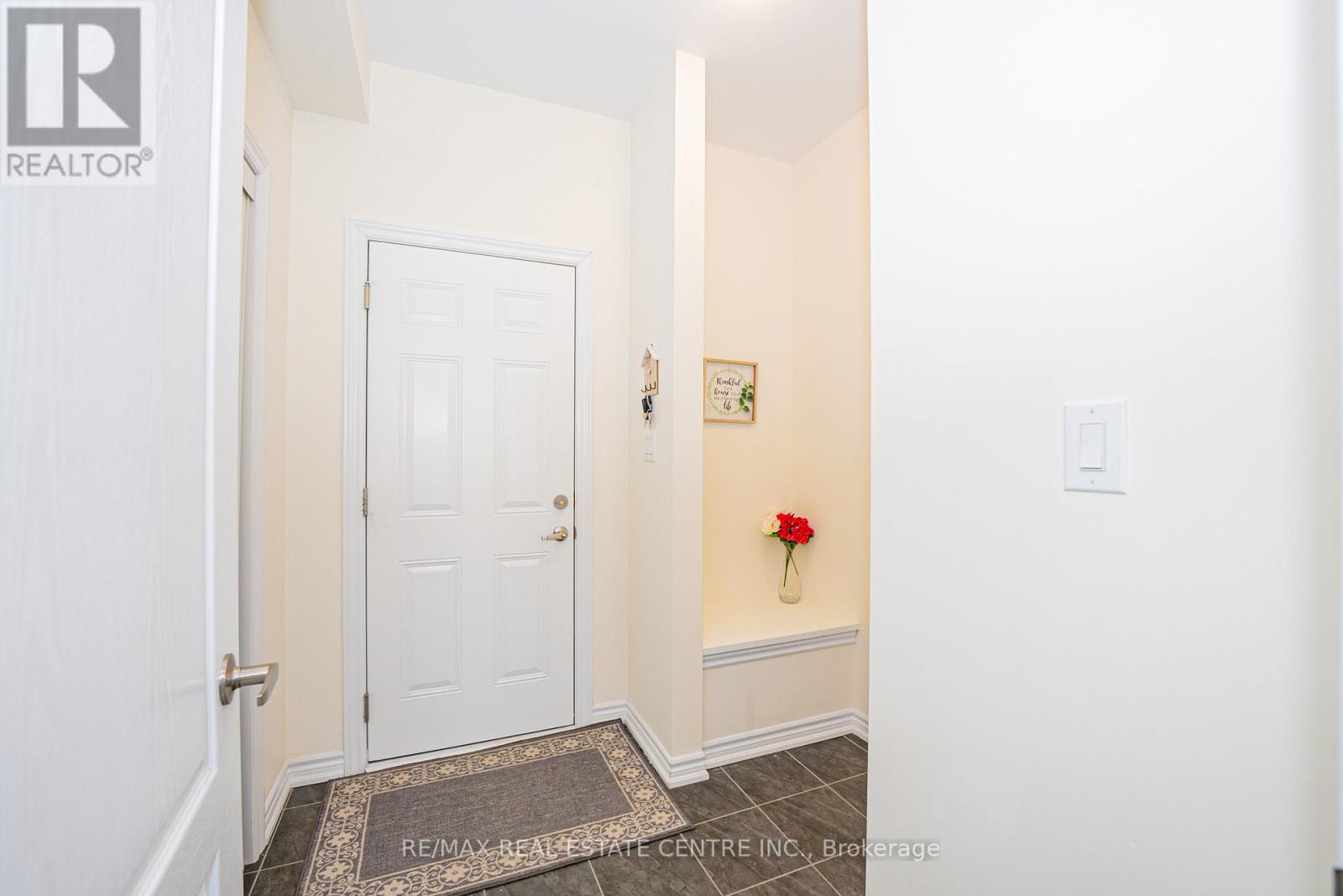 22 Oaktree Drive, Haldimand, Ontario  N3W 0E6 - Photo 18 - X12695602