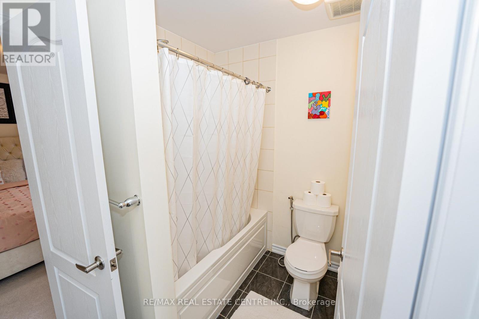 22 Oaktree Drive, Haldimand, Ontario  N3W 0E6 - Photo 38 - X12695602