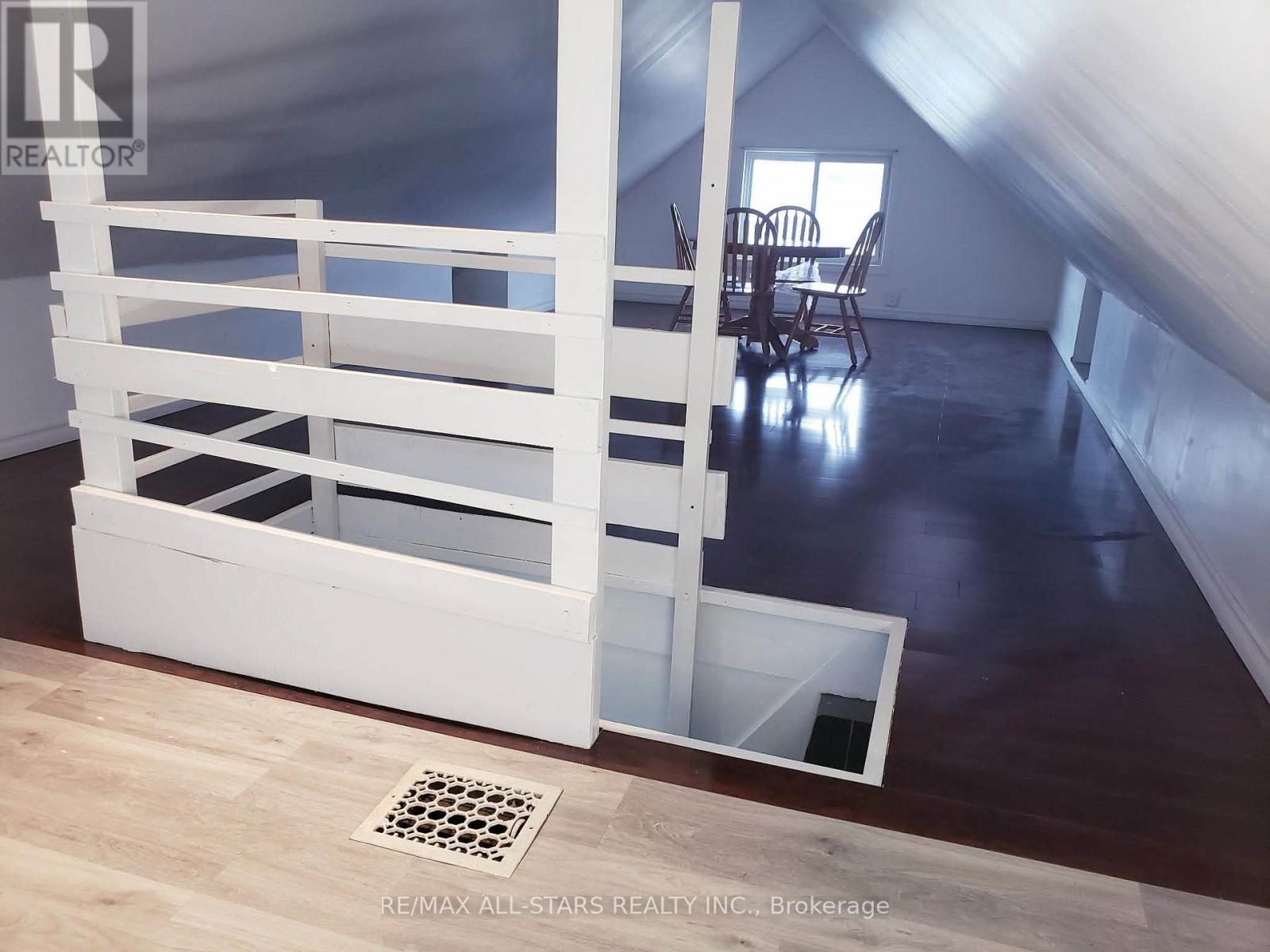 529 Wentworth Street N, Hamilton, Ontario  L8L 5X2 - Photo 36 - X12695660