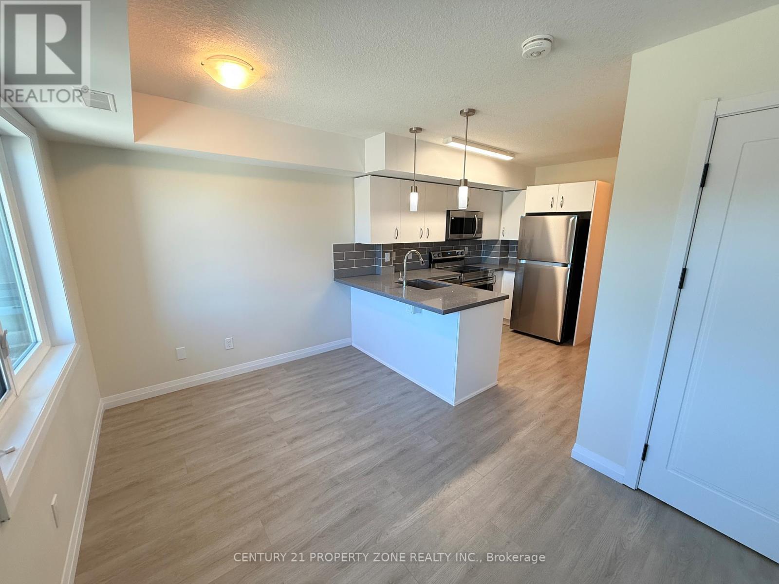 C60 - 370 Fisher Mills Road, Cambridge, Ontario  N3C 0G8 - Photo 13 - X12695688