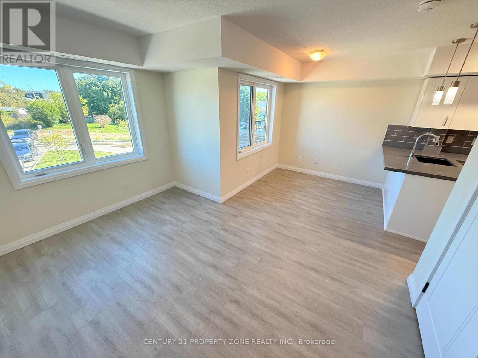 C60 - 370 Fisher Mills Road, Cambridge, Ontario  N3C 0G8 - Photo 16 - X12695688