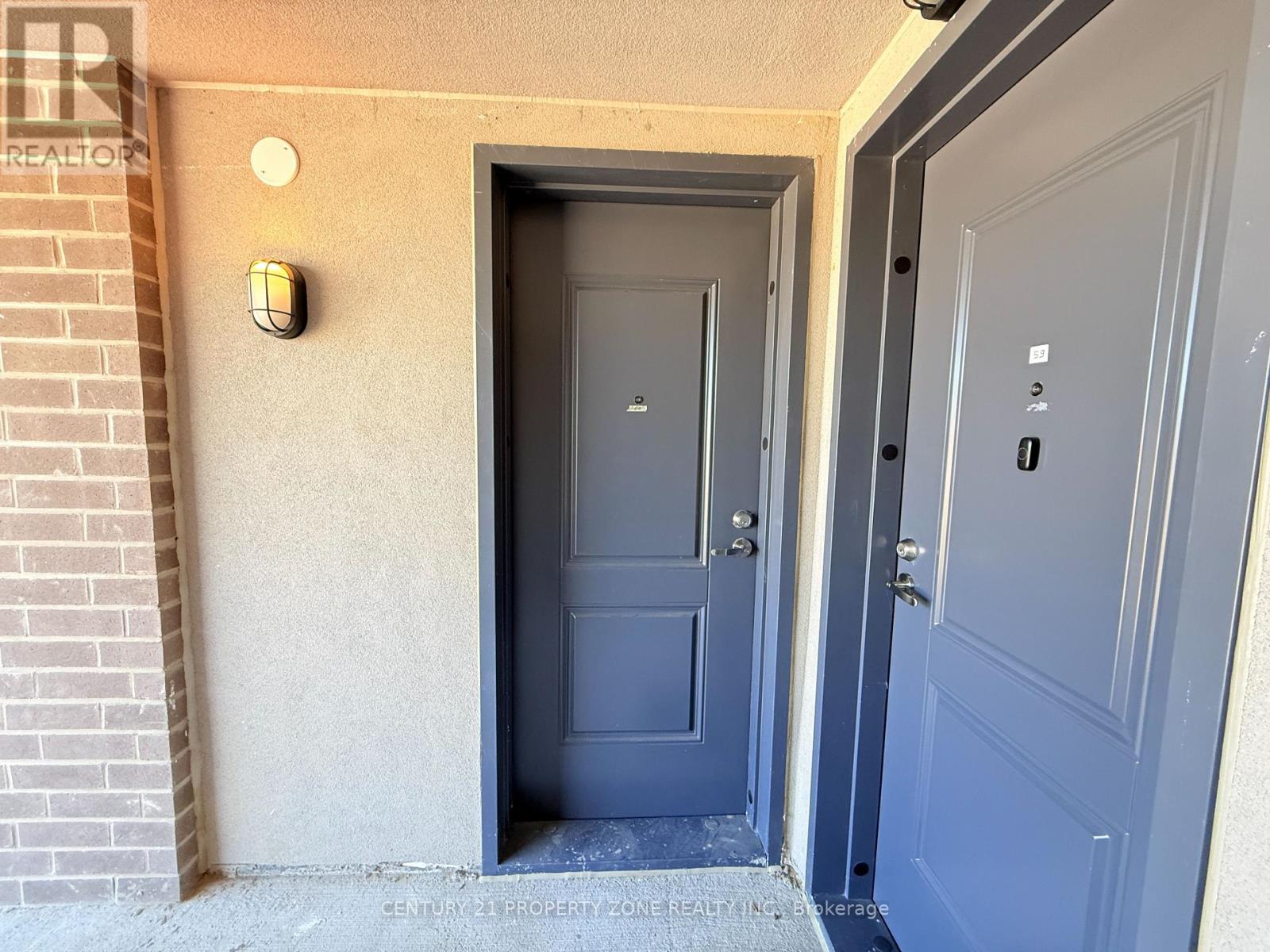 C60 - 370 Fisher Mills Road, Cambridge, Ontario  N3C 0G8 - Photo 5 - X12695688