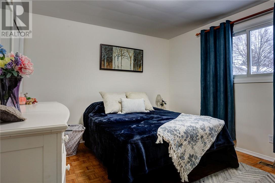 1894 Courtland Drive, Sudbury, Ontario  P3A 1J8 - Photo 10 - 2126063