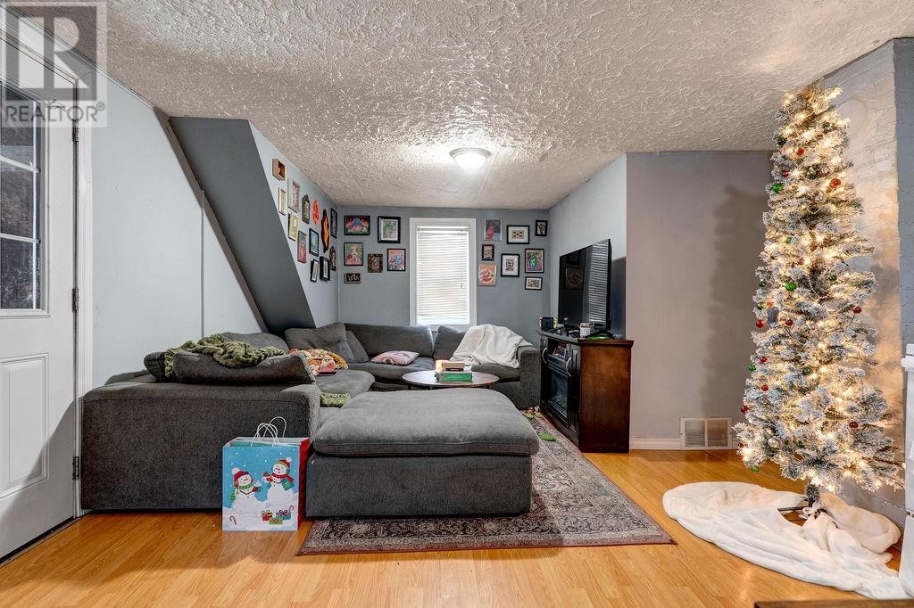 197 St.george Street, Greater Sudbury, Ontario  P3C 2W9 - Photo 13 - 2125998