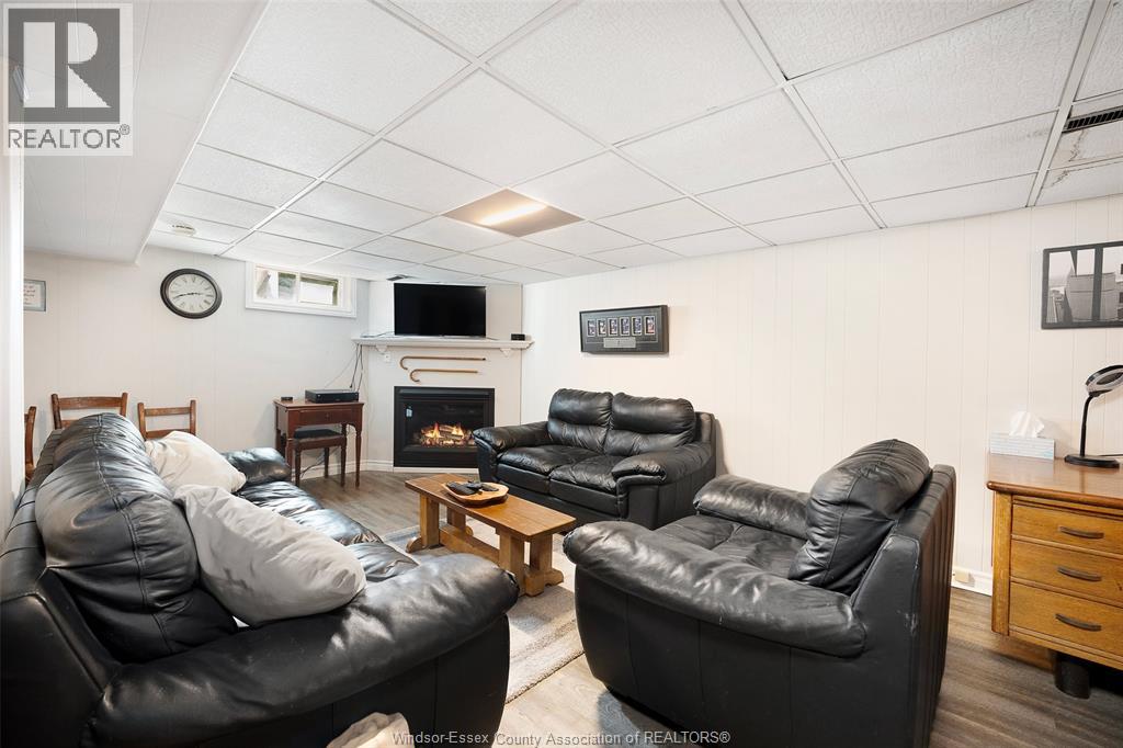 3276 Virginia Park, Windsor, Ontario  N9E 2C3 - Photo 11 - 26001009
