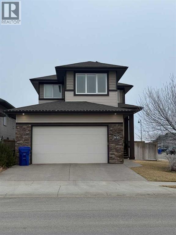 128 Cabot Landing W, Lethbridge, Alberta  T1J 5K3 - Photo 1 - A2277023