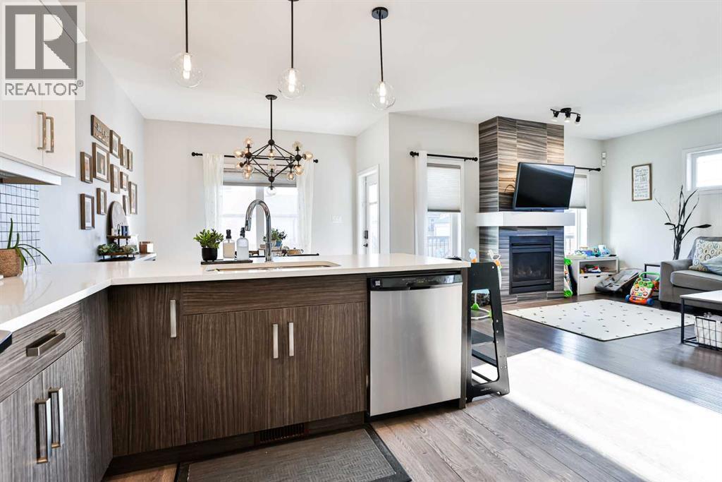 128 Cabot Landing W, Lethbridge, Alberta  T1J 5K3 - Photo 5 - A2277023