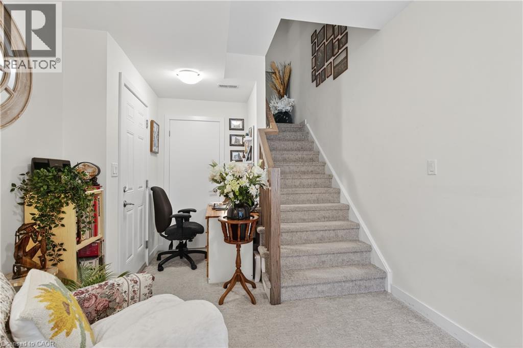 288 Glover Road Unit# 21, Stoney Creek, Ontario  L8E 5H6 - Photo 4 - 40798505