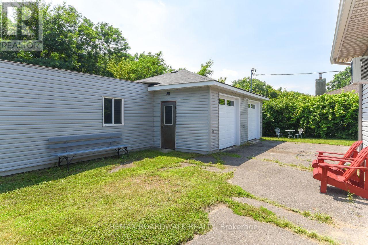 7032 Mason Street, Ottawa, Ontario  K4P 1C2 - Photo 7 - X12299331