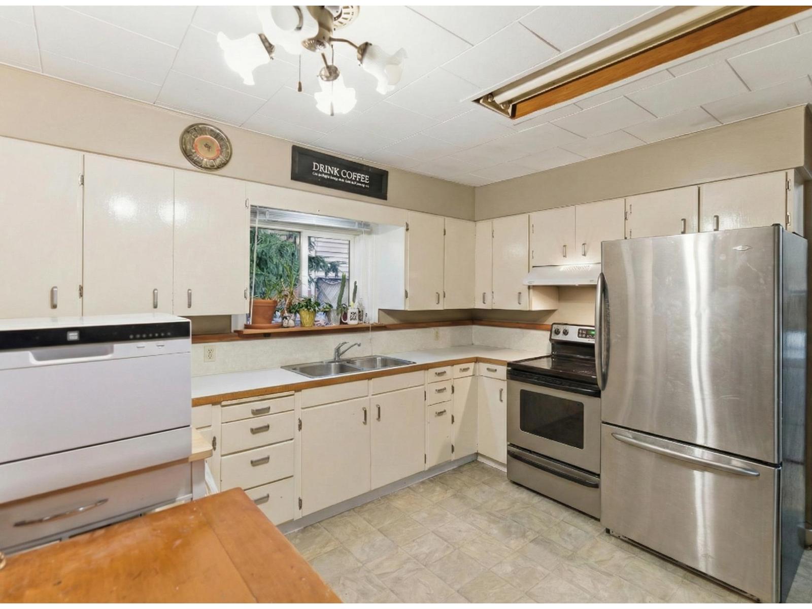 33219 7 Avenue, Mission, British Columbia  V2V 2E2 - Photo 7 - R3077754