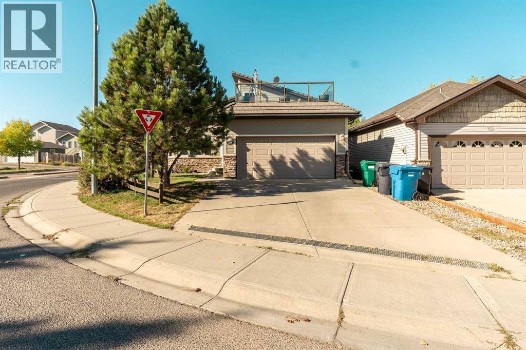 609 Sunridge Crescent W, Lethbridge, Alberta  T1J 0T3 - Photo 1 - A2277084