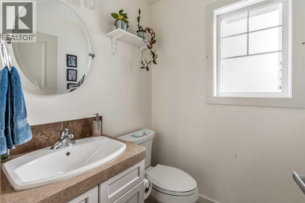 843 Silkstone Close W, Lethbridge, Alberta  T1J 5C6 - Photo 7 - A2277113