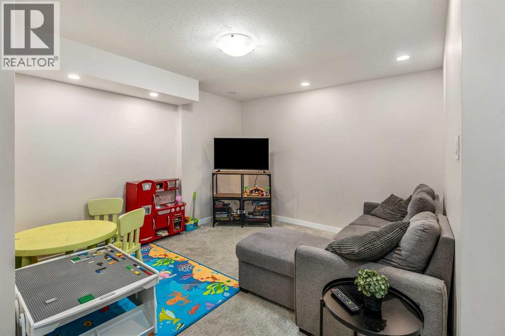 843 Silkstone Close W, Lethbridge, Alberta  T1J 5C6 - Photo 30 - A2277113