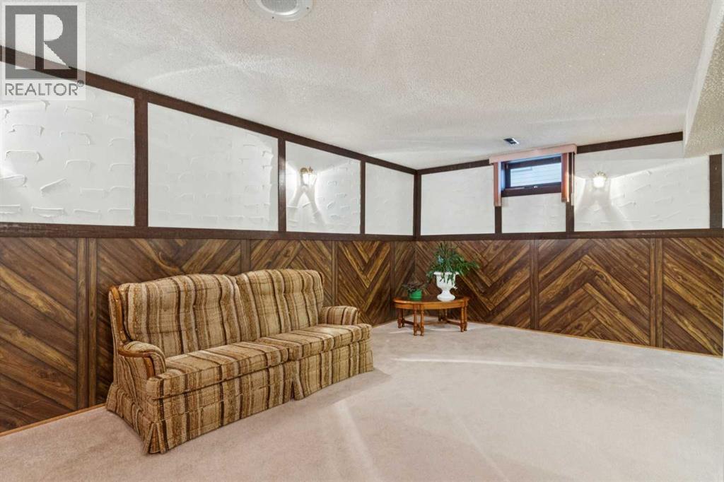 3221 Cedarille Drive Sw, Calgary, Alberta  T2W 2N2 - Photo 25 - A2270669