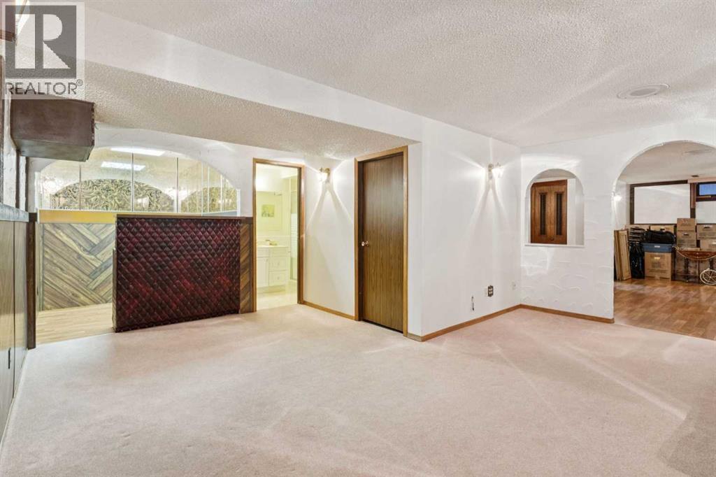 3221 Cedarille Drive Sw, Calgary, Alberta  T2W 2N2 - Photo 27 - A2270669