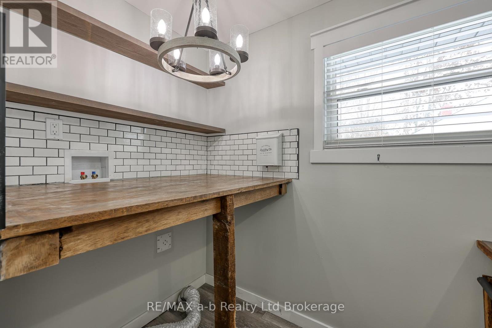 163910 Brownsville Road, South-West Oxford, Ontario  N4G 4G8 - Photo 21 - X12692058