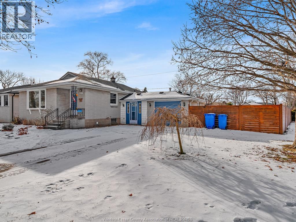 1207 Virginia Avenue, Windsor, Ontario  N8S 2Z1 - Photo 4 - 26001091