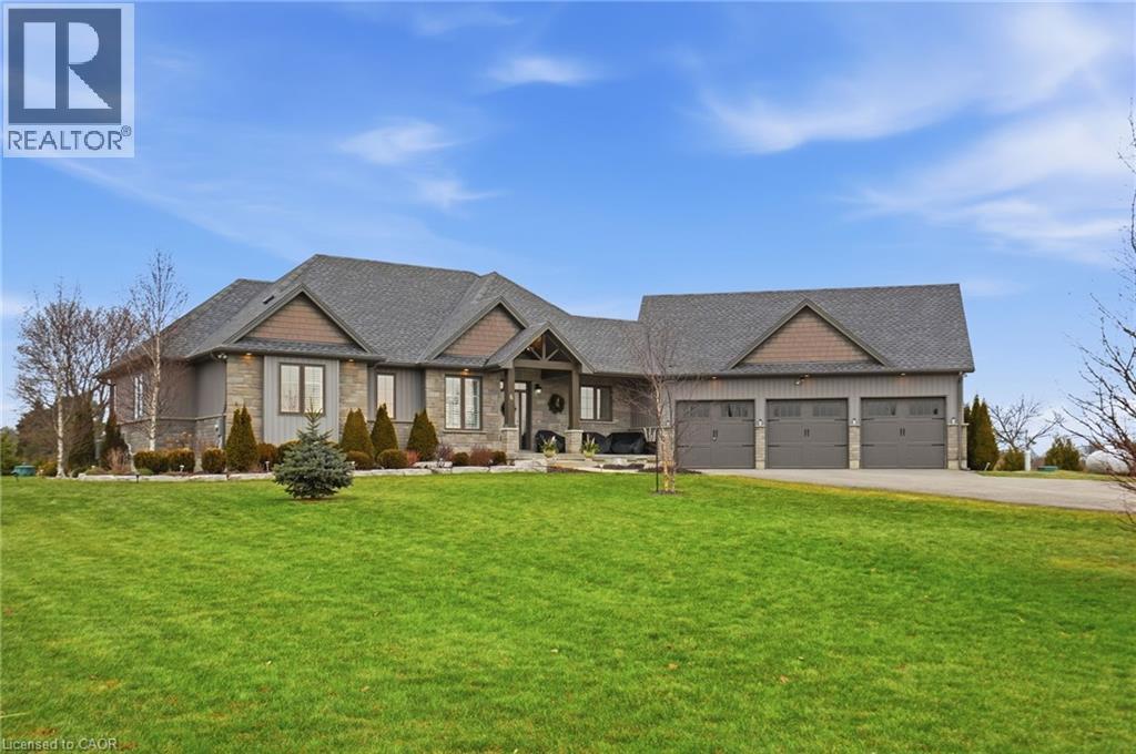 6 Macneil Court, Brantford, Ontario  N3S 0G3 - Photo 1 - 40798518