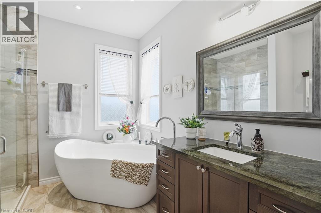 6 Macneil Court, Brantford, Ontario  N3S 0G3 - Photo 22 - 40798518