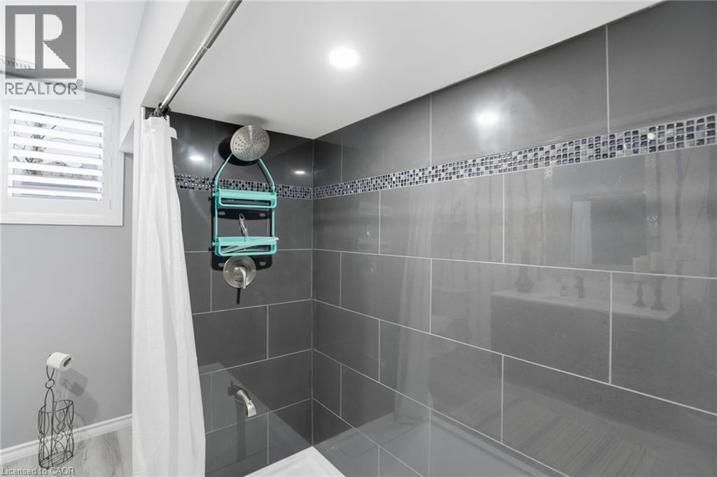 6 Macneil Court, Brantford, Ontario  N3S 0G3 - Photo 41 - 40798518