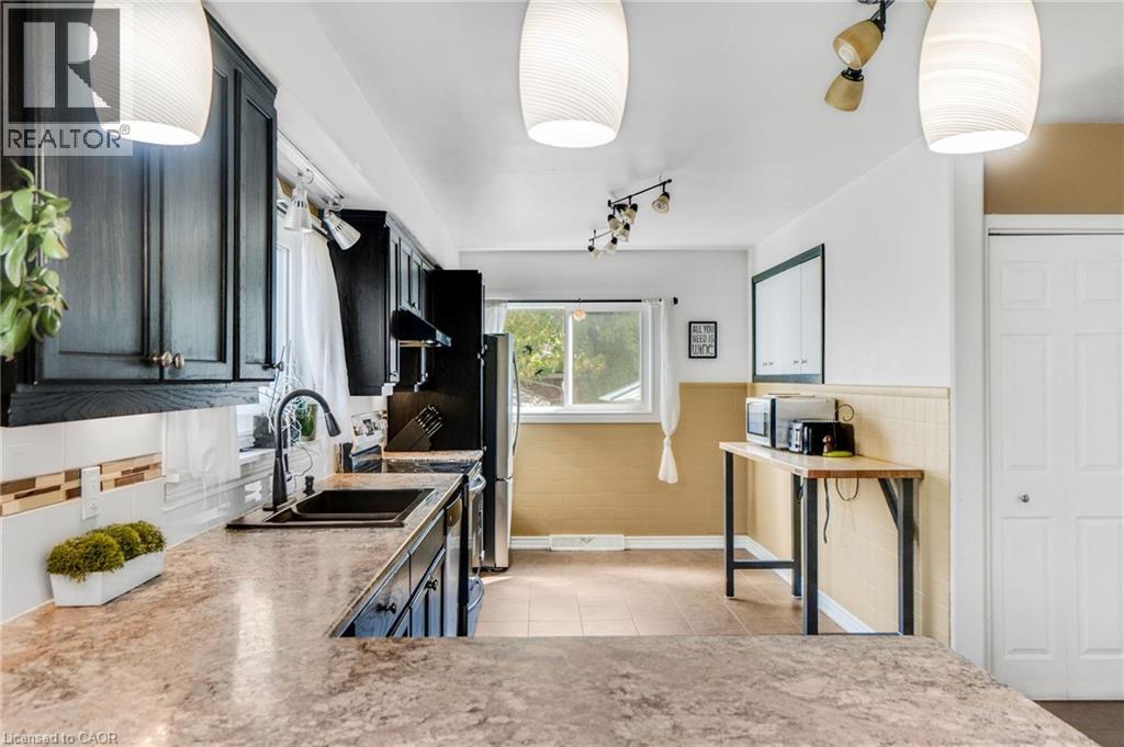 6440 Crawford Street, Niagara Falls, Ontario  L2E 5Z2 - Photo 13 - 40798251