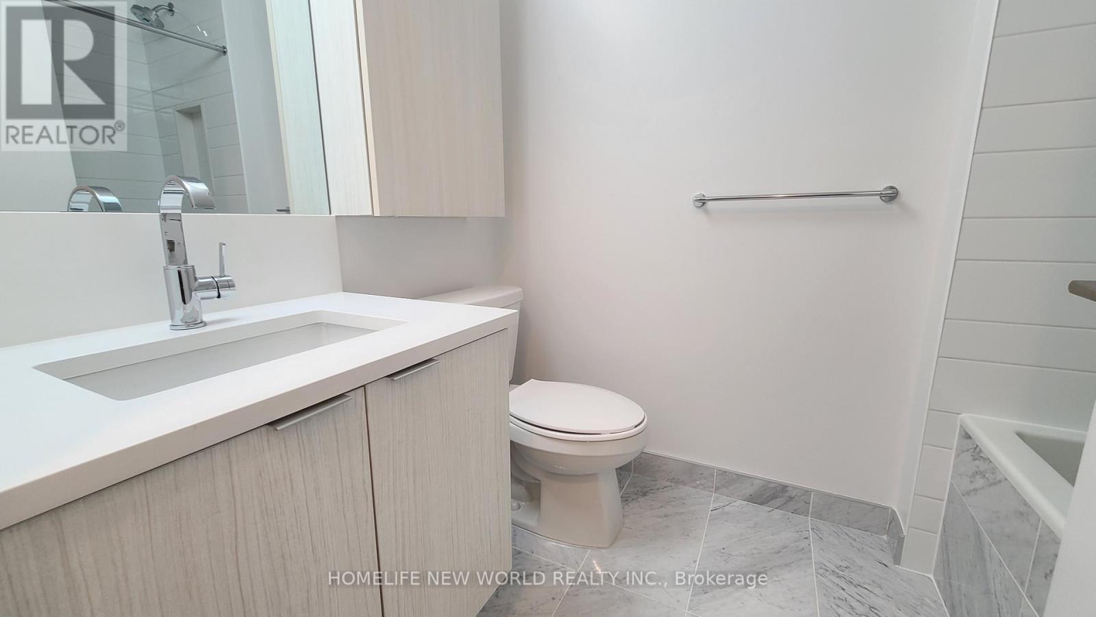 336 - 38 Iannuzzi Street, Toronto, Ontario  M5V 0S2 - Photo 8 - C12695756