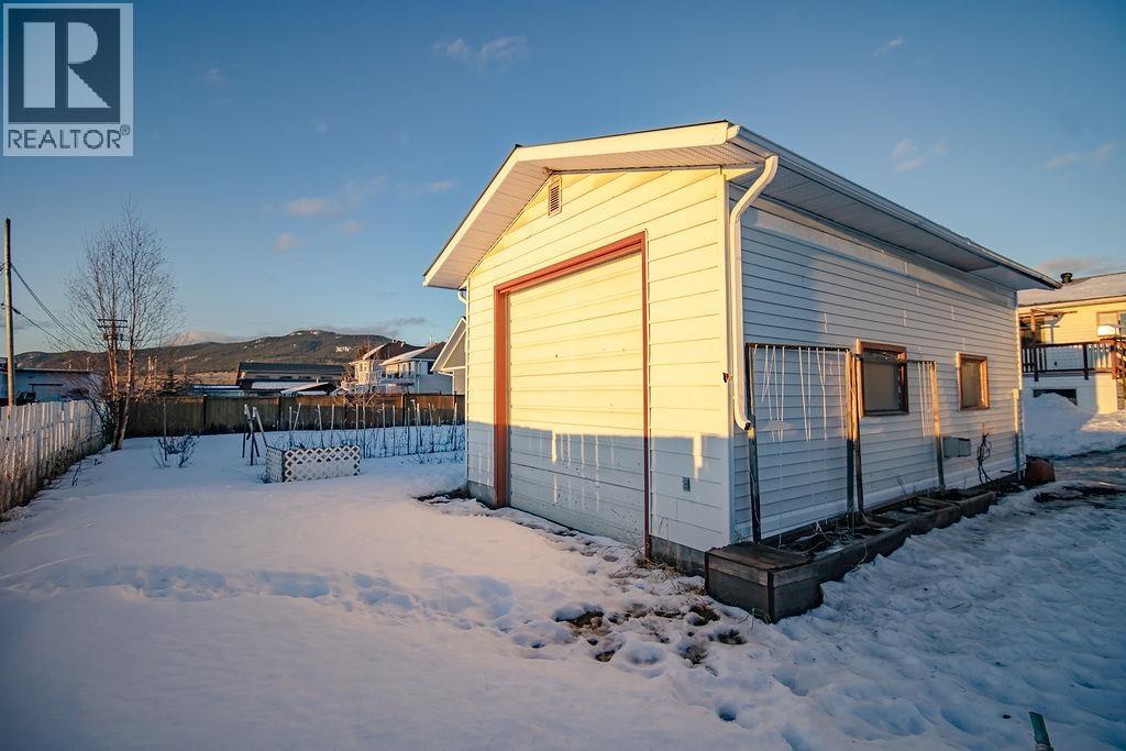 329-337 Morice Avenue, Fort St. James, British Columbia  V0J 1P0 - Photo 3 - R3077891