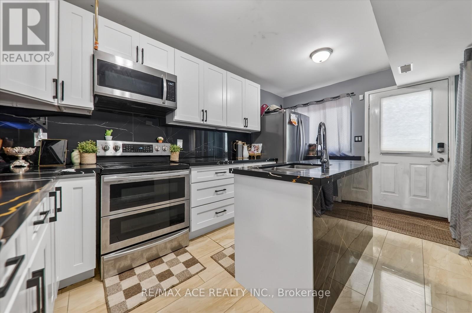 150 Centre Street S, Oshawa, Ontario  L1H 4A4 - Photo 23 - E12695736