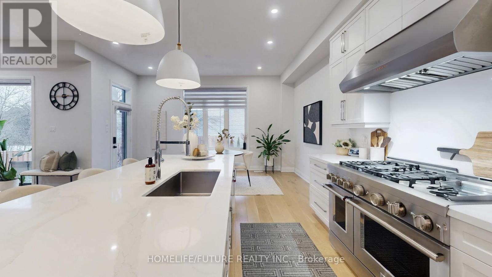 396 Frontier Court, Pickering, Ontario  L1W 4A9 - Photo 14 - E12695792