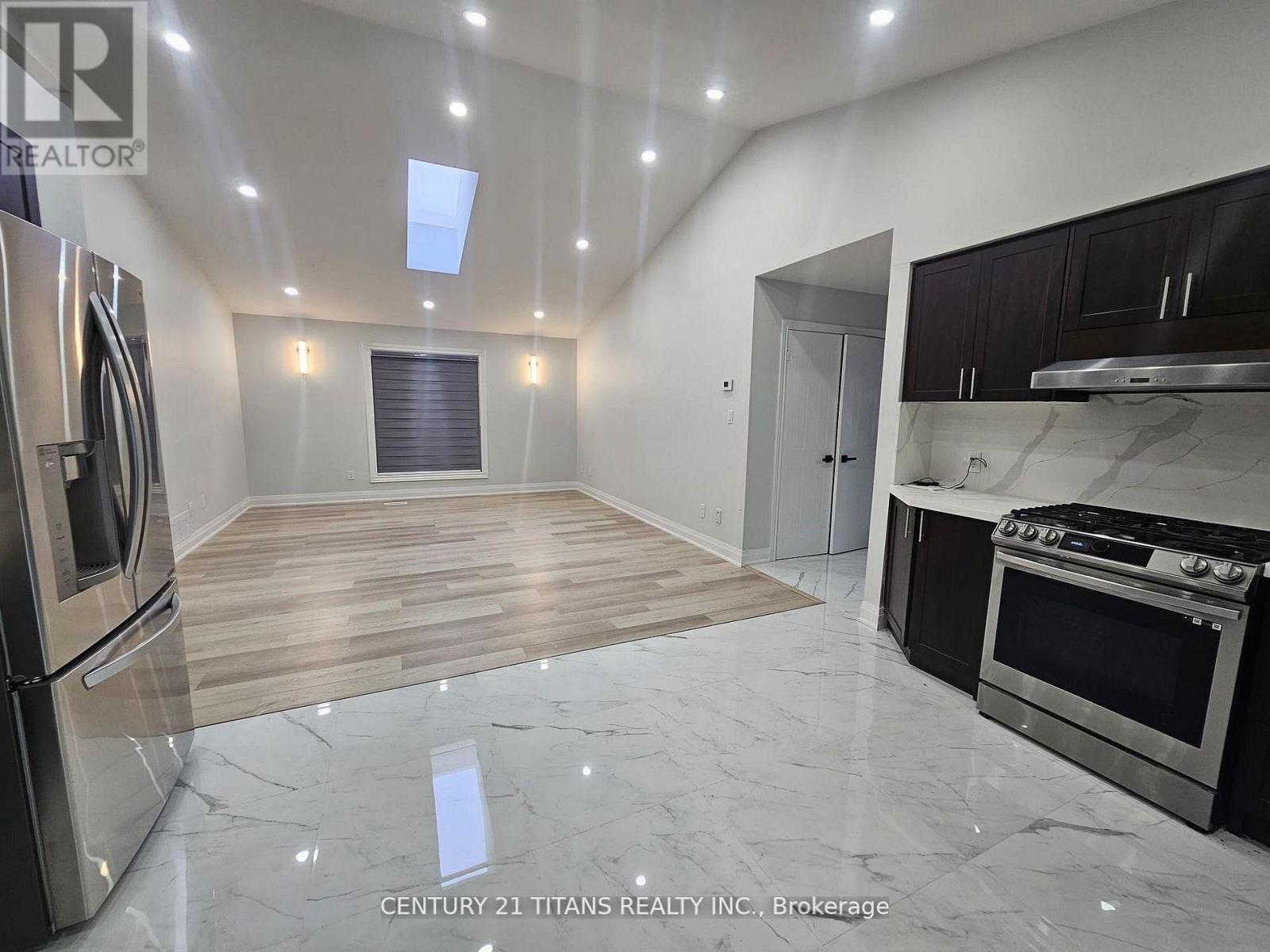 Main Floor - 1959 Dalhousie Crescent, Oshawa, Ontario  L1G 8C3 - Photo 2 - E12695822