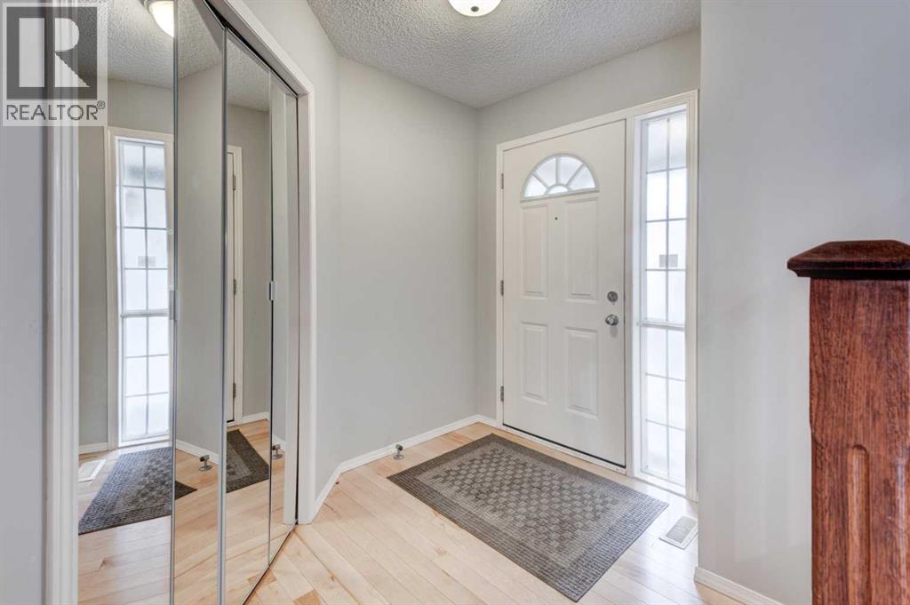 167 Springborough Way Sw, Calgary, Alberta  T3H 5M9 - Photo 2 - A2271791