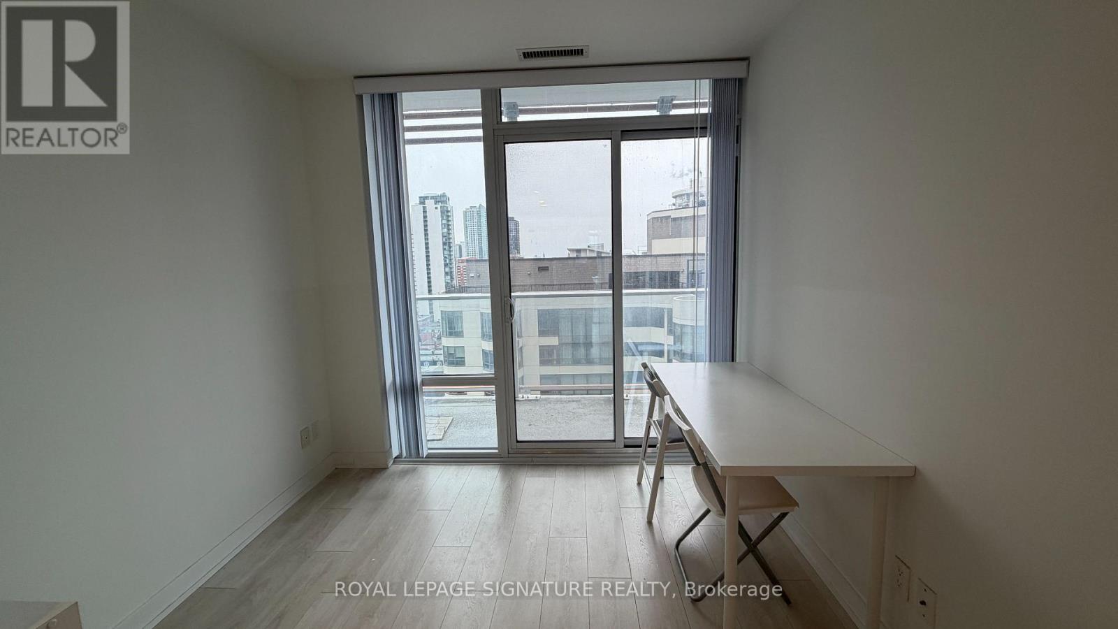 1613 - 18 Maitland Terrace, Toronto, Ontario  M4Y 0H2 - Photo 4 - C12531866