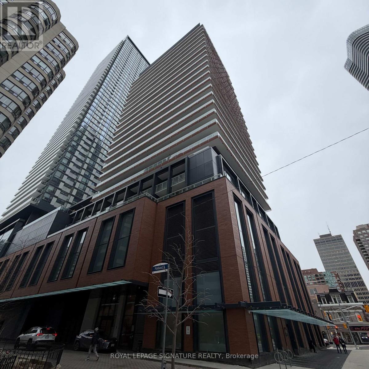 1613 - 18 Maitland Terrace, Toronto, Ontario  M4Y 0H2 - Photo 12 - C12531866